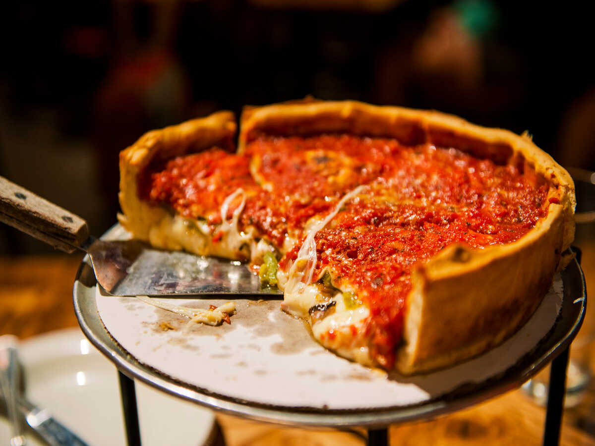 Chicago-style Pizza