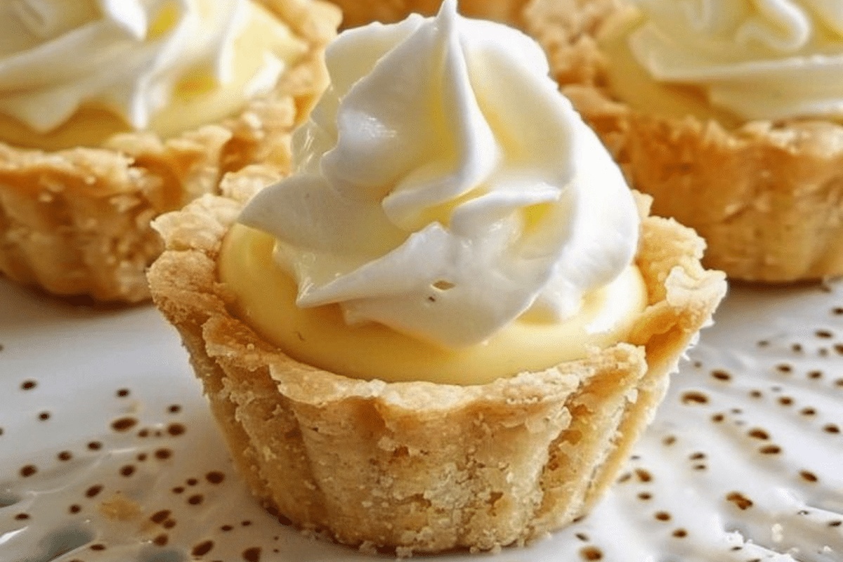 No-Bake Mini Banana Cream Pies Recipe