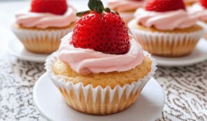 Strawberries and Cream Cupcakes Recipe