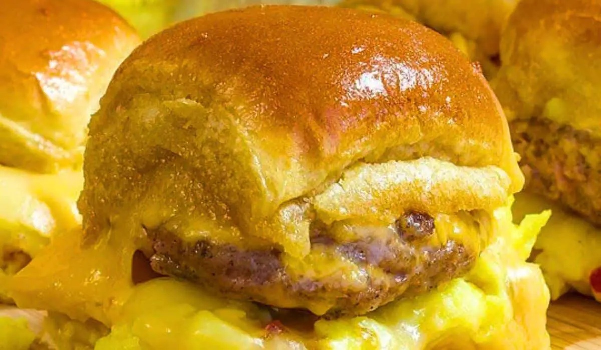 Sausage Egg And Cheese Breakfast Sliders Recipe