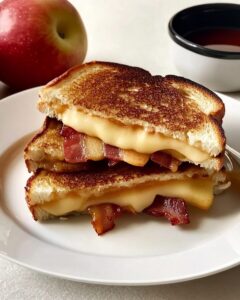 Grilled Cheese with Apple and Bacon Recipe