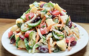 Crunchy Cucumber and Apple Salad Recipe
