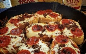 Easy Garlic Bread Pizza Recipe