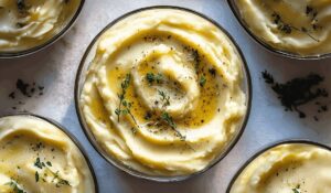 Slow Cooker Cheesy Garlic Herb Mashed Potatoes Recipe