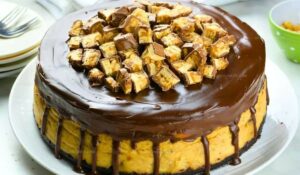 Peanut Butter Snickers Cheesecake Recipe