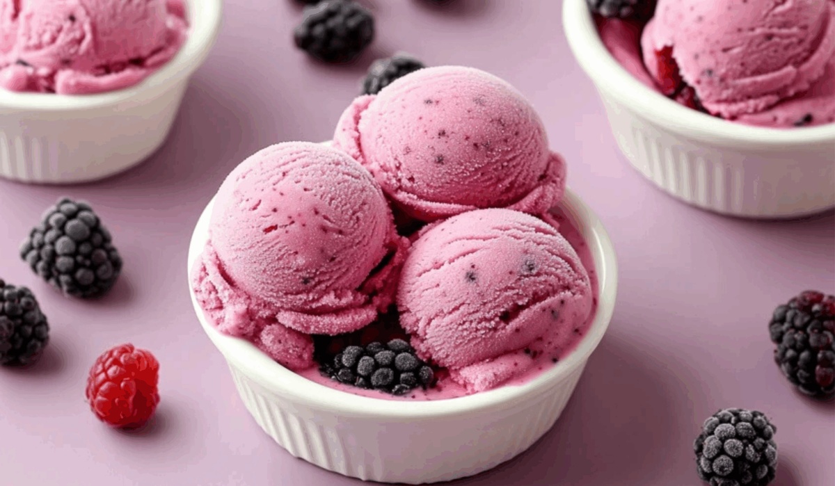 Triple Berry Frozen Yogurt Recipe