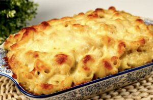 Hearty Baked Pasta with Minced Meat and Cheese Recipe