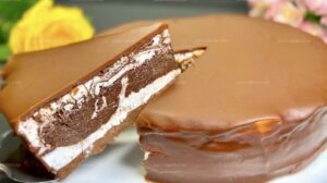 No-Bake Chocolate Dream Cake Recipe