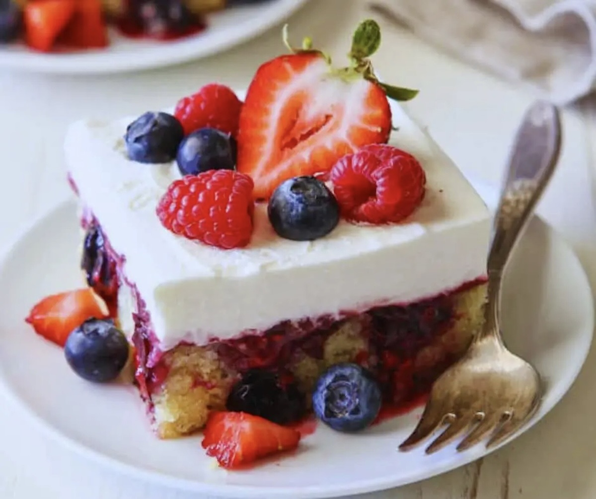 Summer Berry Poke Cake Recipe