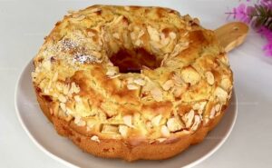 Apple Cinnamon Layer Cake Recipe