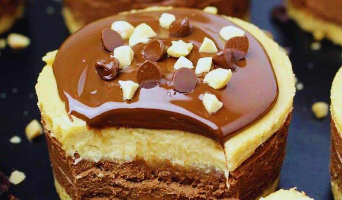 No Bake Chocolate Peanut Butter Mini Cheesecake Recipe
