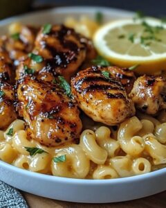 Sweet and Spicy Honey Pepper Chicken with Creamy Macaroni Cheese Recipe