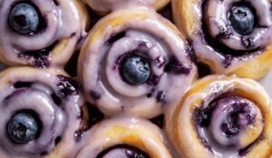 Blueberry Cinnamon Rolls Recipe