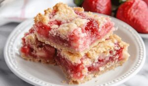 Strawberry Pie Bars Recipe