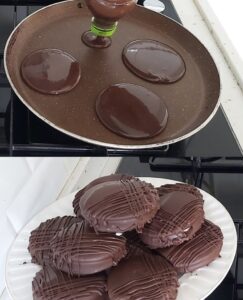 Decadent Chocolate-Dipped Halley Biscuits Recipe