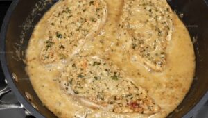 Luxurious Lemon-Garlic Chicken with Creamy Sauce Recipe