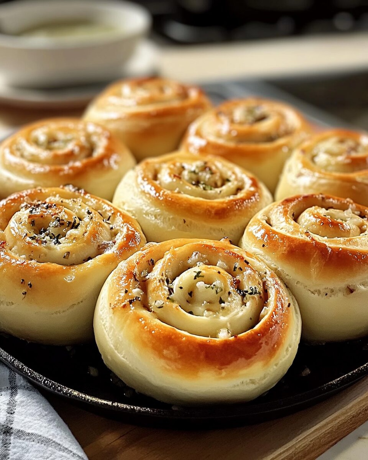 Soft and Fluffy Garlic Swirl Rolls Recipe